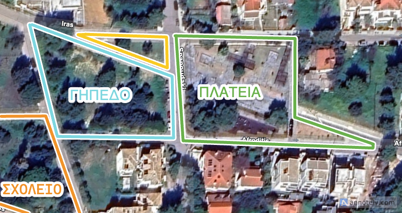 Χάρτης που απεικονίζει τη θέση του κλειστού γηπέδου Αδαμών και της πλατείας στην περιοχή, με σαφή σήμανση των οδών Ήρας και Σπανουδάκη.